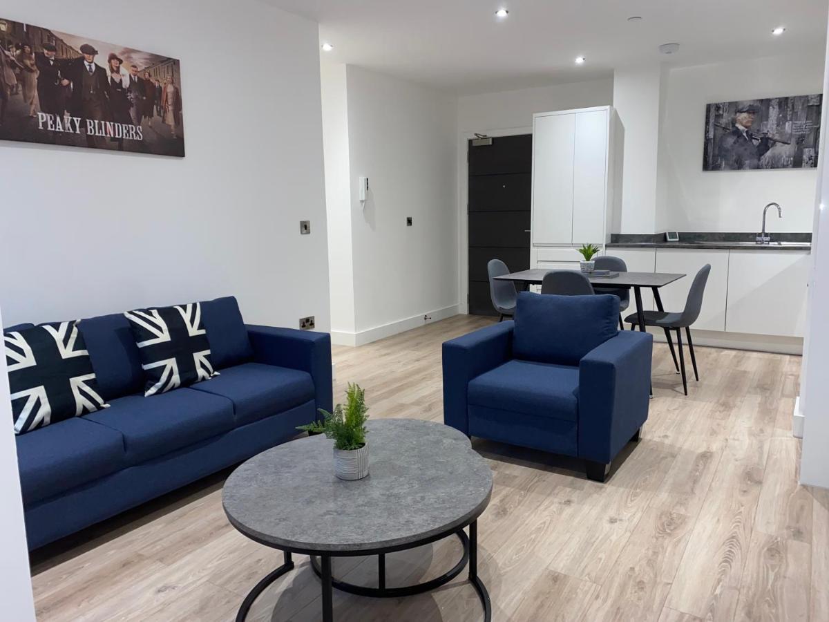 Roomotel - Broadoaks Apartments Solihull Extérieur photo